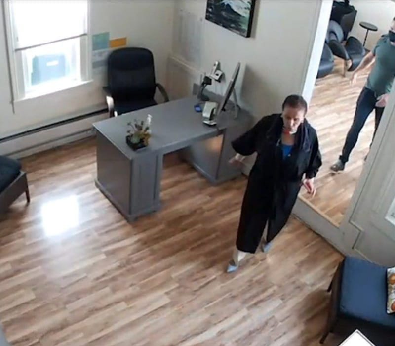 Erica Kious Wiki [E Salon], Bio, Age, Height, Net Worth, Husband, Kids